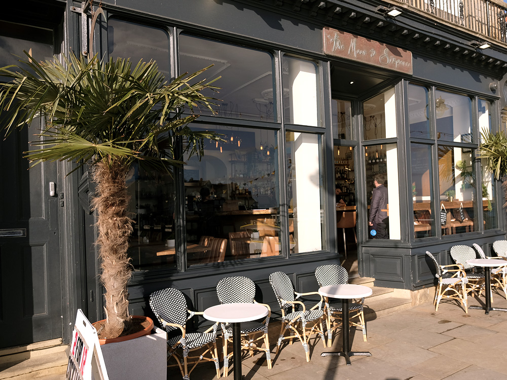 The Moon & Sixpence on Marine Parade